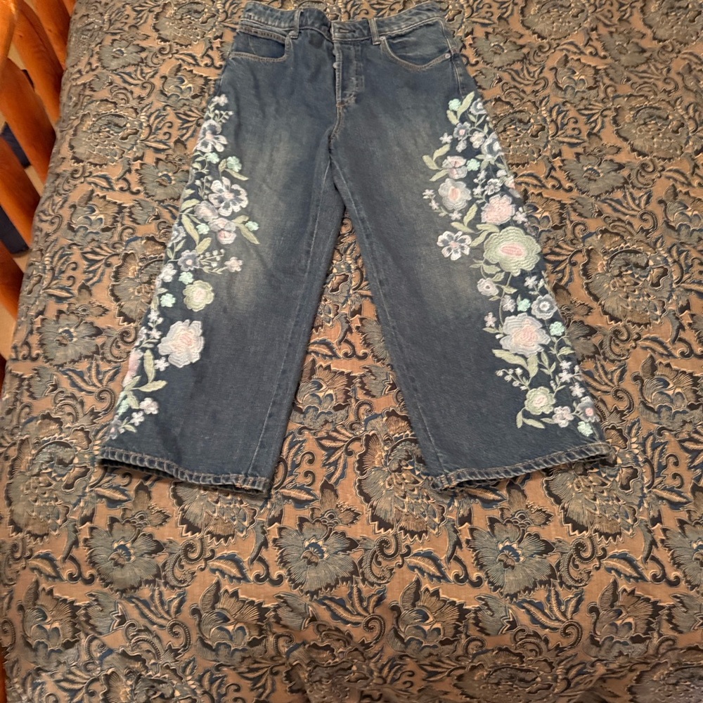 WE THE FREE WILLOW FLORAL EMBROIDERED JEANS FORGET ME NOT - Picture 3 of 8